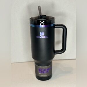 40 oz Stanley Black Chroma Collection